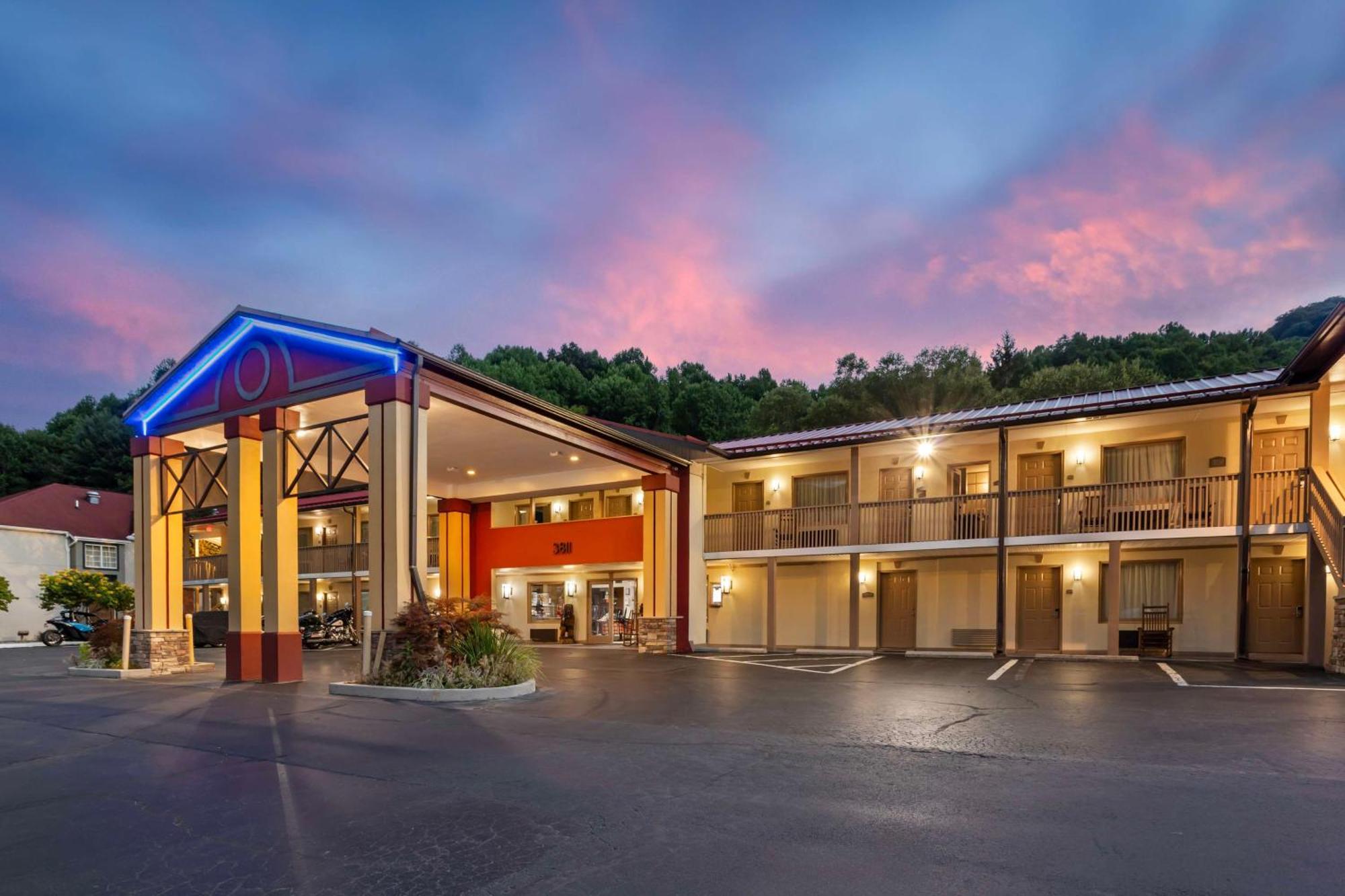 Best Western Mountainbrook Inn Maggie Valley Dış mekan fotoğraf
